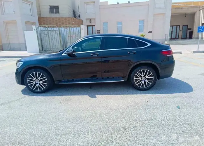 مرسيدس glc 300 4matic 2020 8