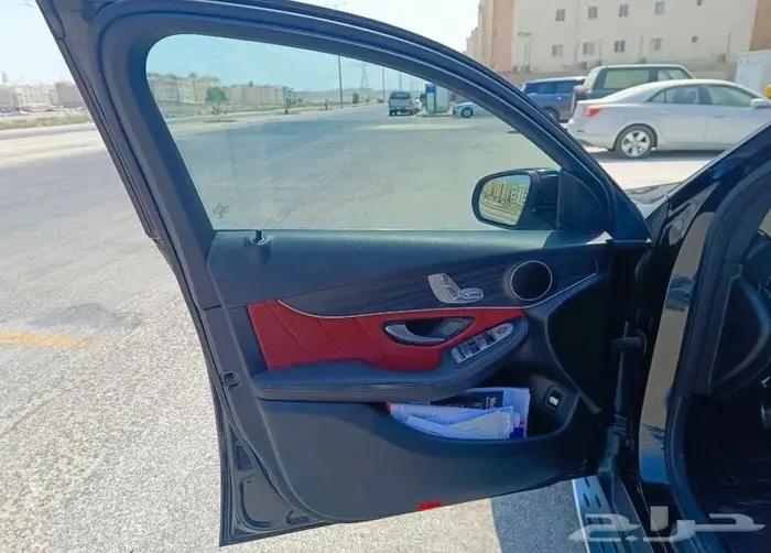 مرسيدس glc 300 4matic 2020 9