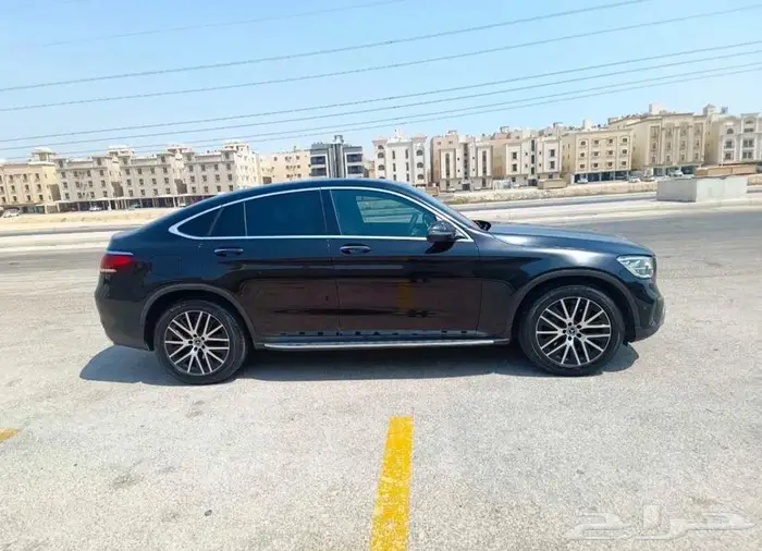 مرسيدس glc 300 4matic 2020 3