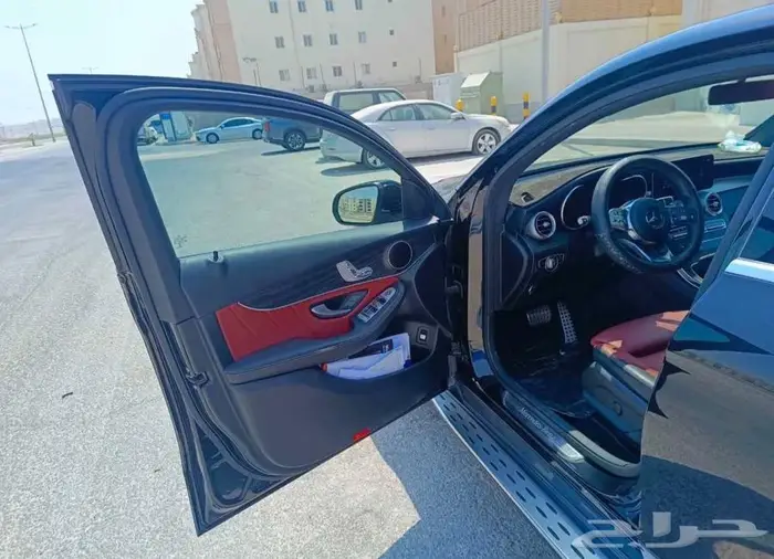 مرسيدس glc 300 4matic 2020 10