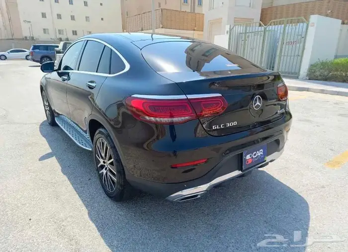 مرسيدس glc 300 4matic 2020 6