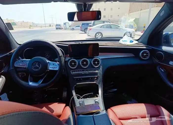 مرسيدس glc 300 4matic 2020 16