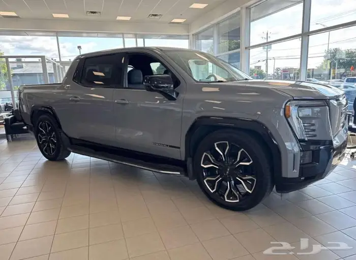 GMC Sierra EV 2025 كهربائية 6