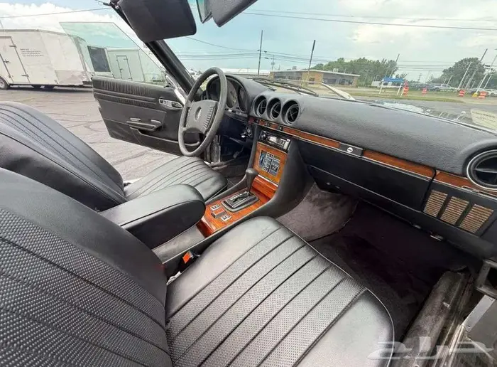 للبيع مرسيدس 450 موديل 1978 Mercedes-Benz SL 450 12