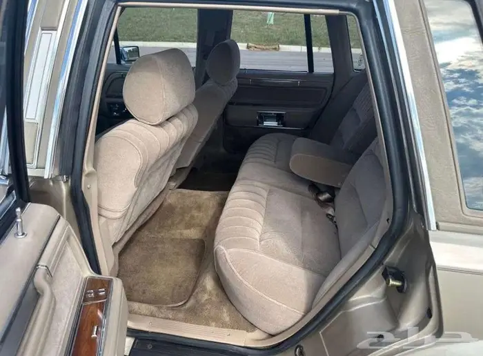 للبيع لنكون موديل 1989 Lincoln town car 8