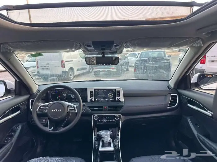 كيا-سيلتوس-نص-فل-2025-تقسيط-بنوك 20