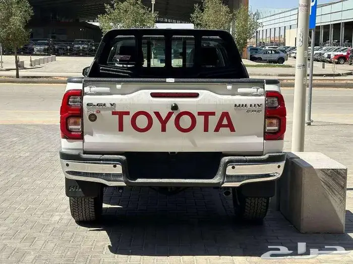 تويوتا هايلوكس غمارتين تومتيك ديزل فل كامل 2025 3