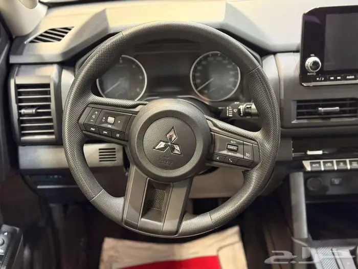 ميتسوبيشي L200 دبل 2024 عملية ومميزه باقل قسط 15