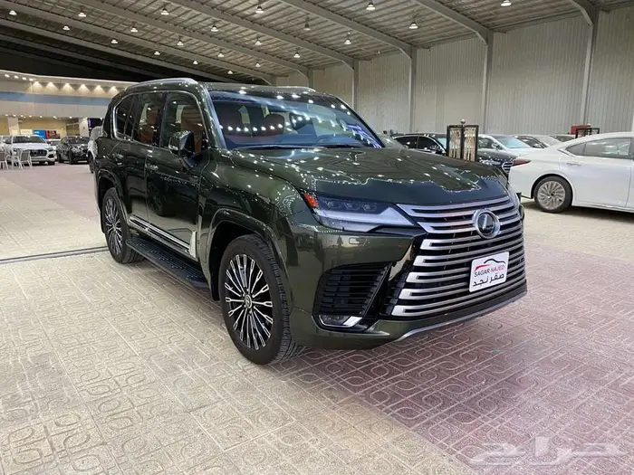 لكزس LX600 VIP 2024 زيتي سعودي 2