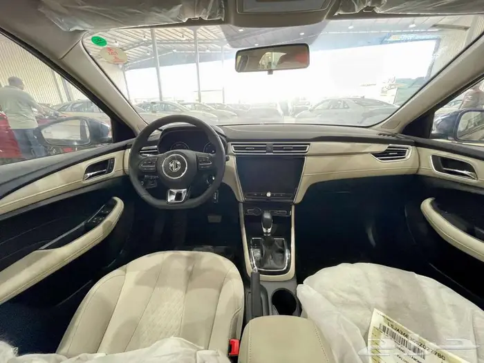 ام جي 5 استاندر 2025 6