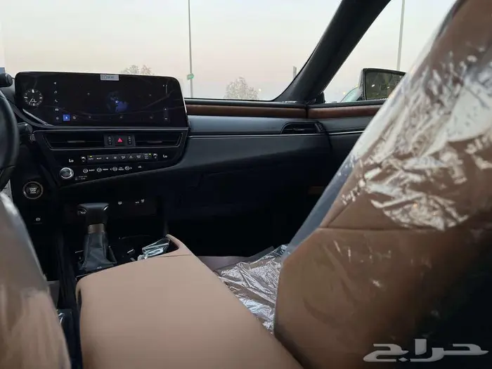 لكزس CC ES350 نص فل بروجكتور 2025 (بريمي) كاش واقساط 6