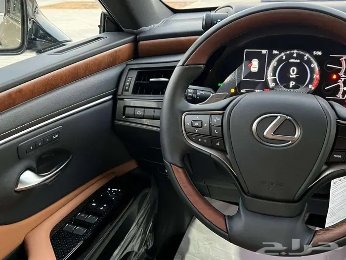 لكزس CC ES350 نص فل بروجكتور 2025 (بريمي) كاش واقساط 18