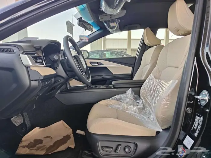 تويوتا كامري E بنزين 2025 سعودي 6