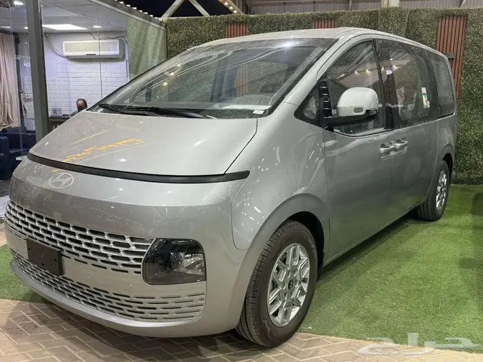 هيونداي ستارايا 11 راكب ديزيل اتوماتيك2025 شركات 6