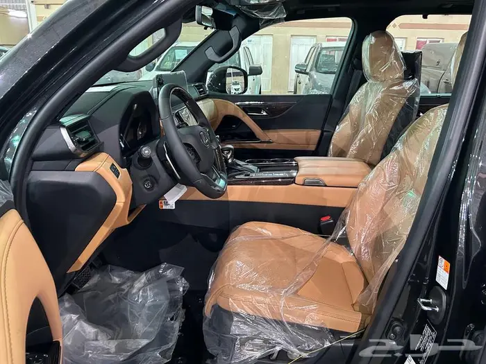 لكزس LX600 موديل 2025 BB فل كامل جديد بالنقد والتقسيط 18