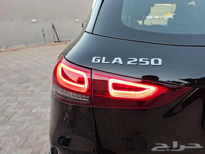 مرسيدس 2023 GLA250 فل كامل 6