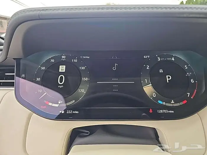 2025 Land Rover Range Rover SE 9
