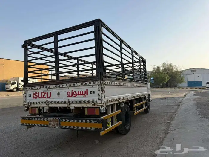 للبيع دينا ايسوزو NPR موديل 1991 2