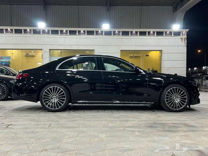 مرسيدس- E300 AMG - 2025 - شاشات 3 (كاش - بنوك ) 4