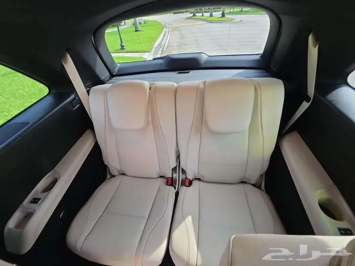 2025 Mercedes-Benz GLS 450 4MATIC 9