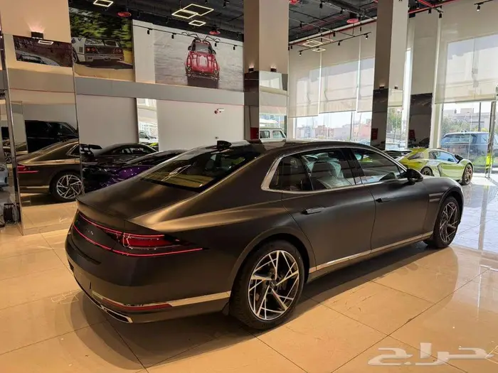جنسيس 2025 G90 بلاتينوم 3