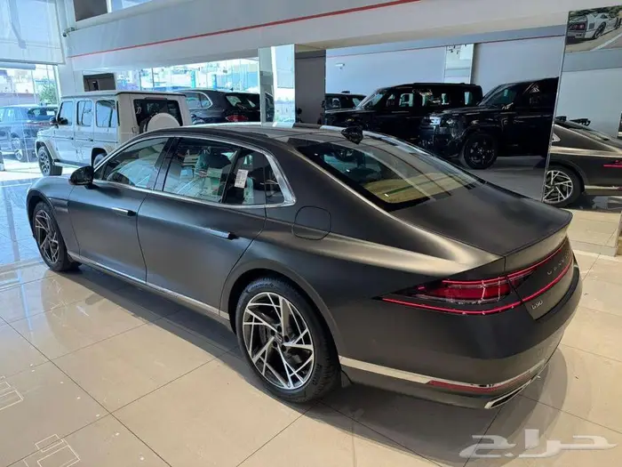 جنسيس 2025 G90 بلاتينوم 1