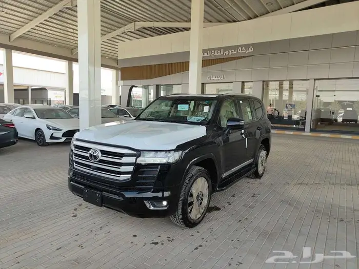 لاندكروزر GXR L4 بنزين 2025 بطاقة جمركية ( سعودي ) 2