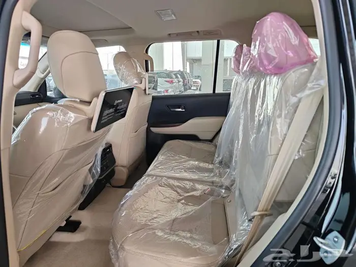 لاندكروزر GXR L4 بنزين 2025 بطاقة جمركية ( سعودي ) 8