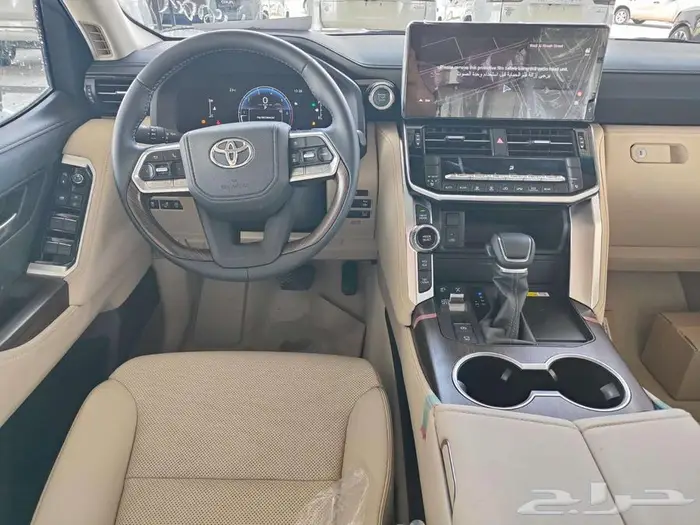 لاندكروزر GXR L4 بنزين 2025 بطاقة جمركية ( سعودي ) 3