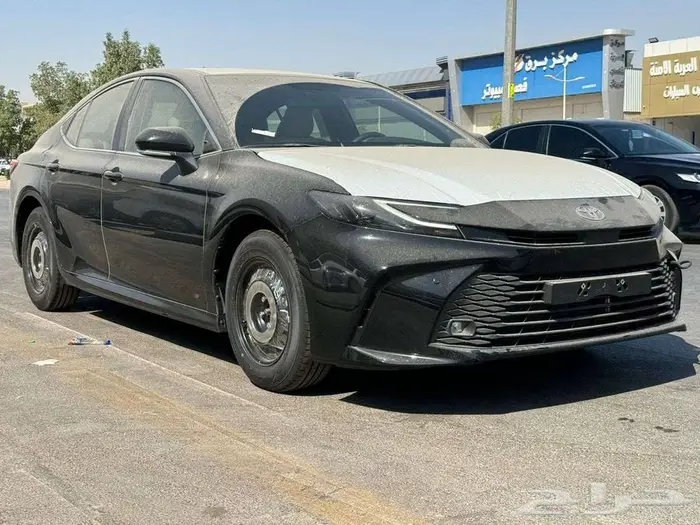 تويوتا كامرى ستاندر خليجى 2025 لمبيعات الكاش والبنوك 2