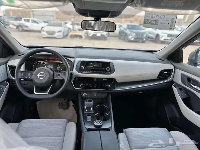 نيسان اكس تريل ستاندر دبل 5 مقاعد 2024 16
