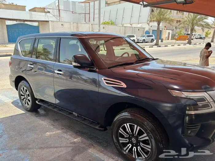 نيسان باترول 2020 نص فل فل SE2 نظيف جدا 9