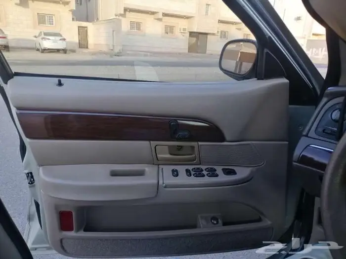 فورد قراند ماركيز 2003 أمريكي 15