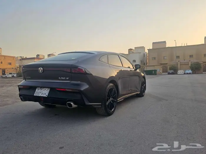 شانجانUni V 202518000km 19