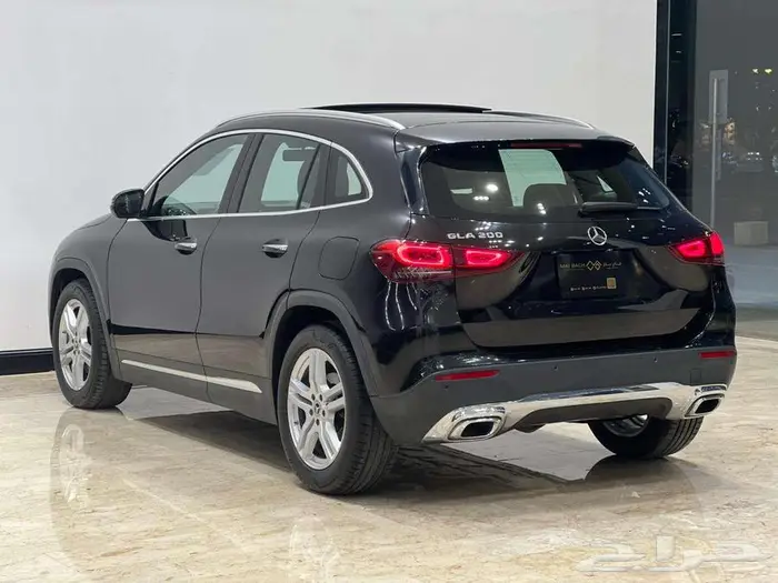 MERCEDES GLA 200 2021 3
