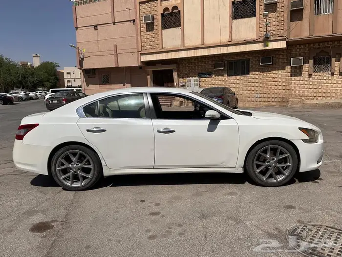 Nissan maxima first owner 6