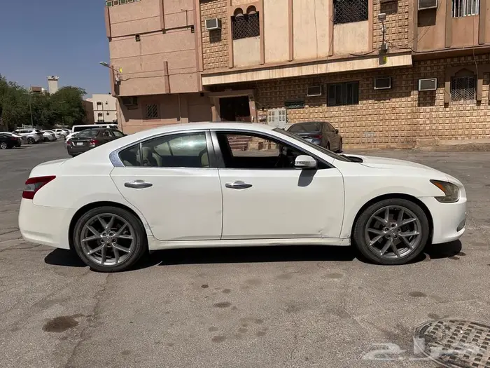 Nissan maxima first owner 5