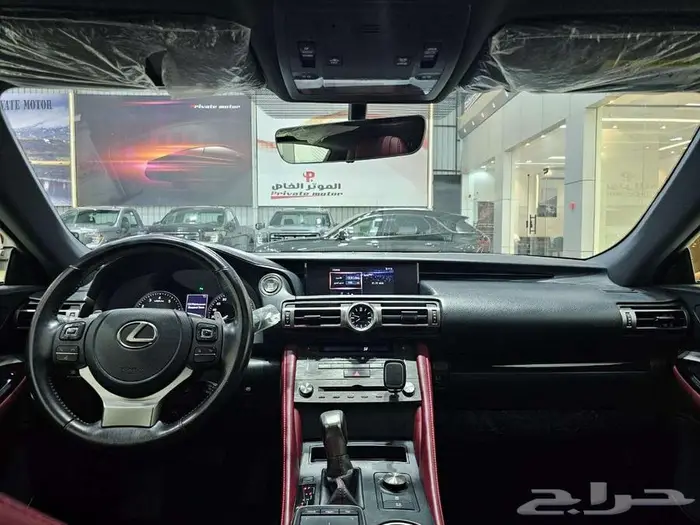 لكزس RC350 موديل 2022 14