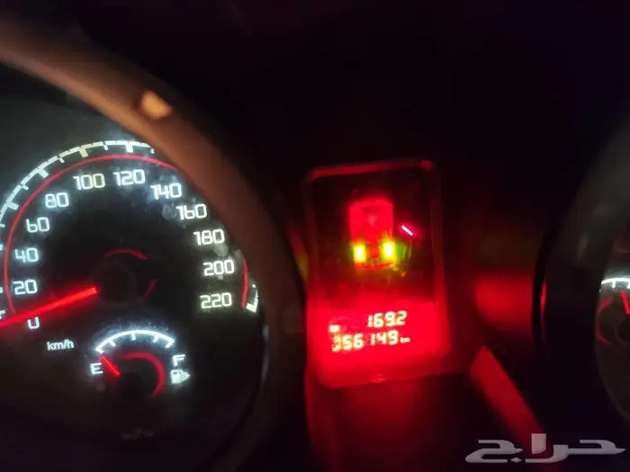 ميتسوبيشي باجيرو 2017 فل كامل V6 دبل حالة ممتازة 12