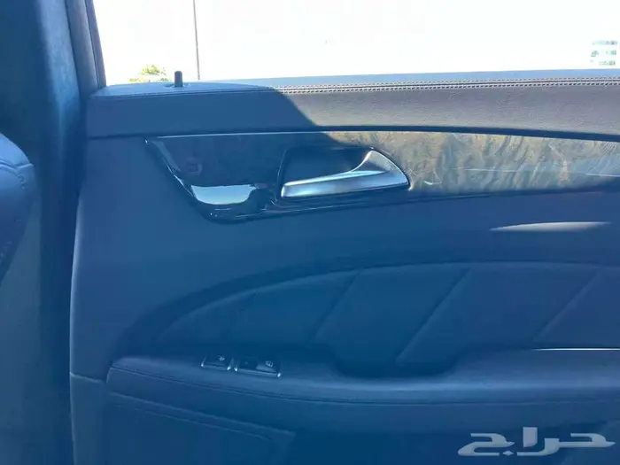تم البيع مرسيدس CLS63 2013 مخزن 28
