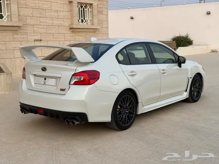 سوبارو WRX STI 2018 4