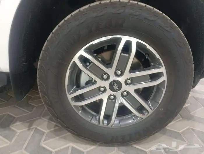 فورد ايفرست 2025 XLS استاندر توكيلات الجزيرة 6