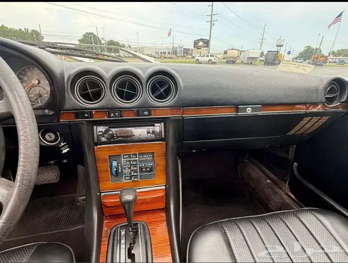 للبيع مرسيدس 450 موديل 1978 Mercedes-Benz SL 450 11