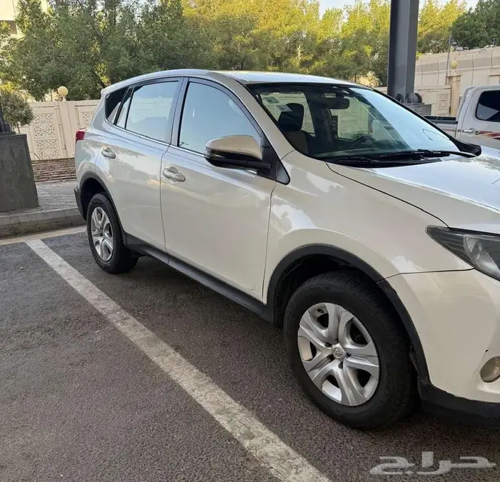 RAV4 2015 Perl White Automatic 2