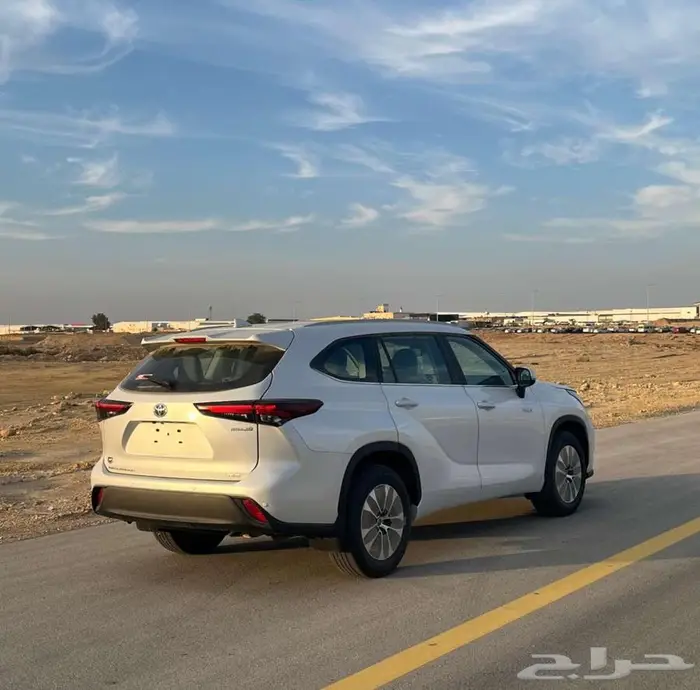 هايلندر موديل 2025 GLE 0