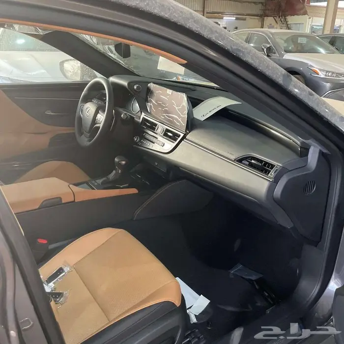 لكزس ES300 AH هايبرد 2025 - عرض بنك الجزيرة 14