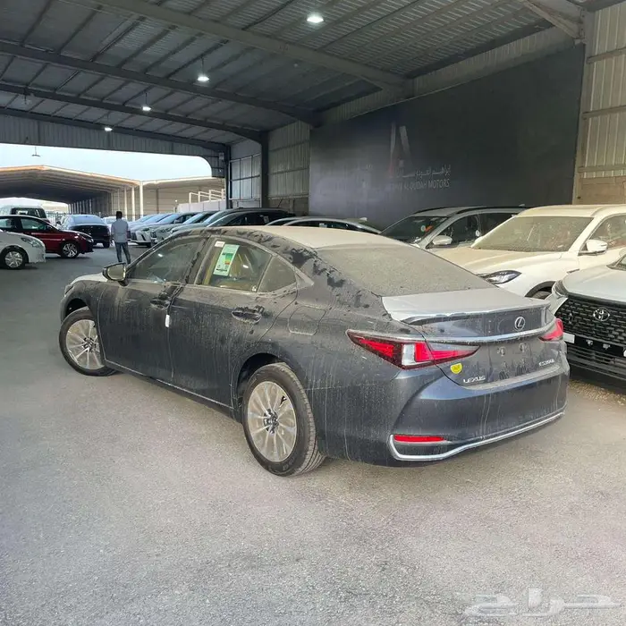 لكزس ES300 AH هايبرد 2025 - عرض بنك الجزيرة 19
