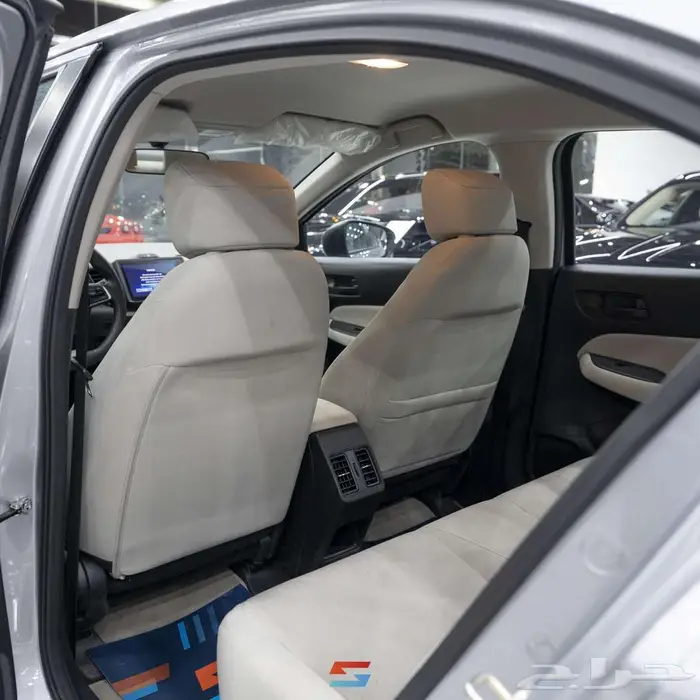 هوندا سيتي Honda City DX 2024 3