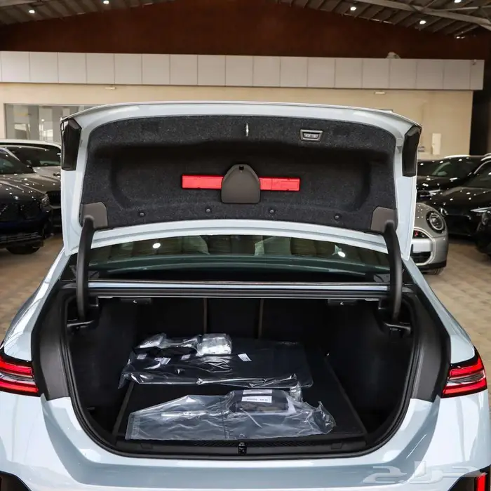 BMW 520 2026 ام كت لون اسمنتي 20