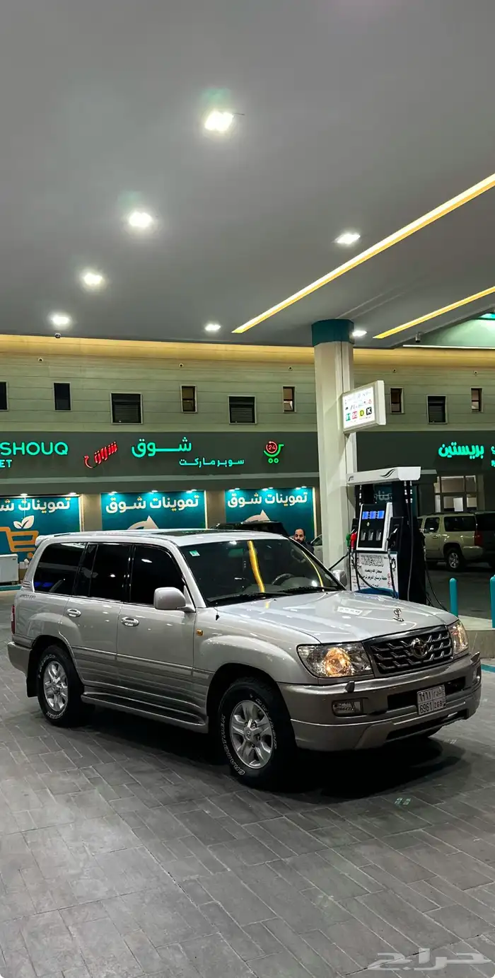 جيب لاندكروزرv6 GXR 10